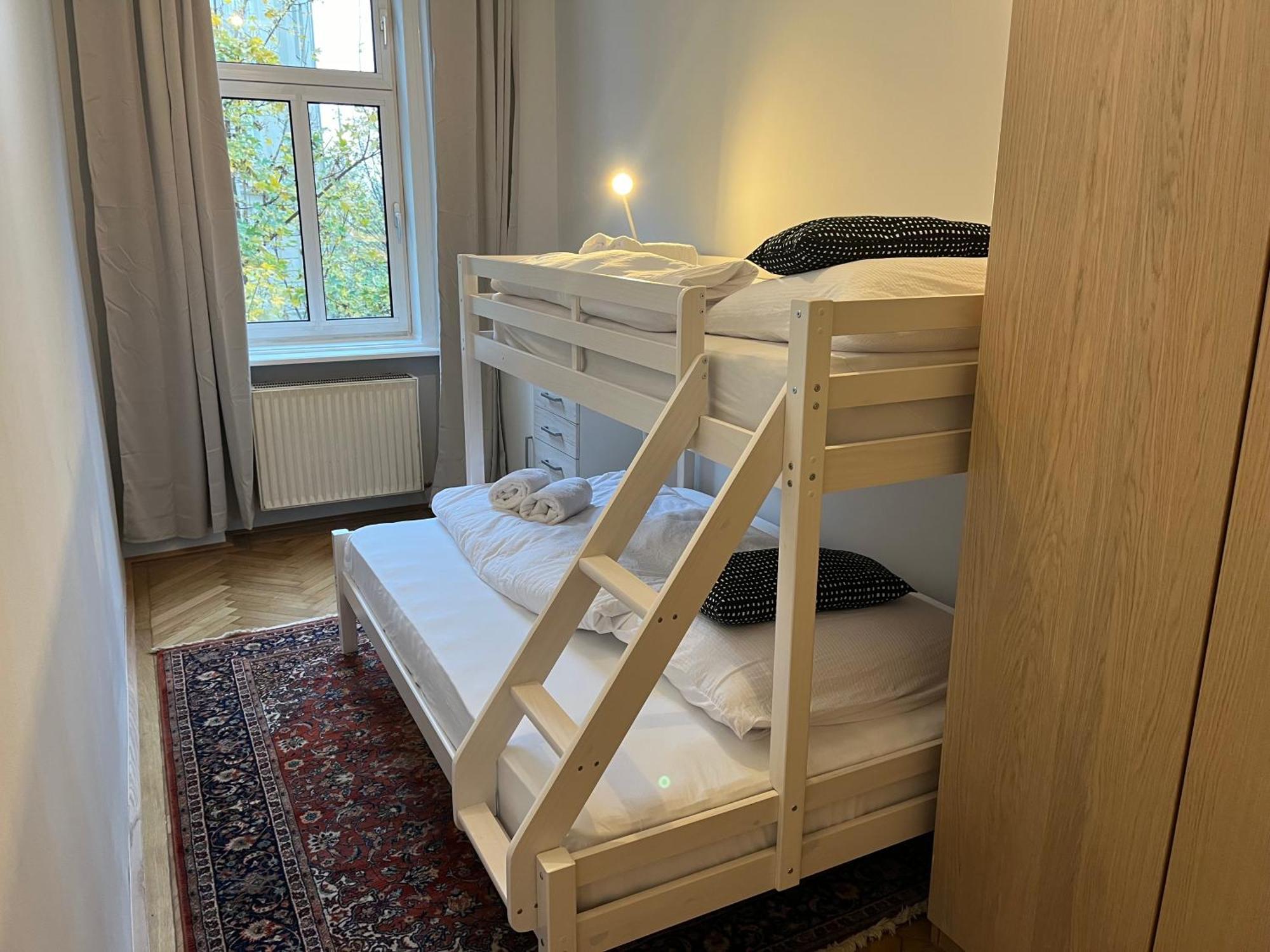 Grosszuegiger Wiener Altbau Gleich Neben Schoenbrunn Экстерьер фото